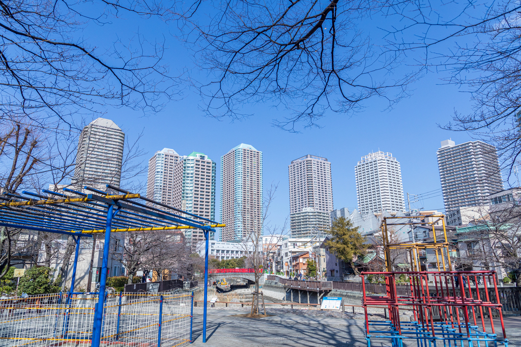 子どもから大人まで楽しめる佃公園