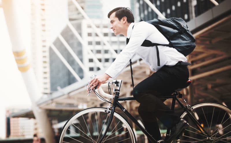 自転車通勤するメリットとは？注意点やおすすめの自転車も紹介！